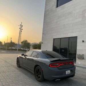  دودج تشارجر 2019