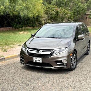 للبيع هوندا اوديسي 2020