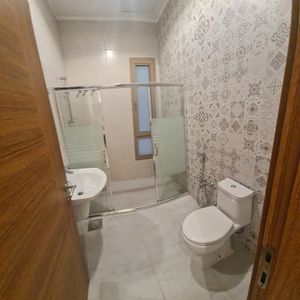 للايجار في الفنيطيس