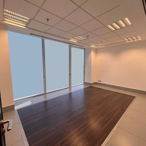 دور تجاري للإيجار