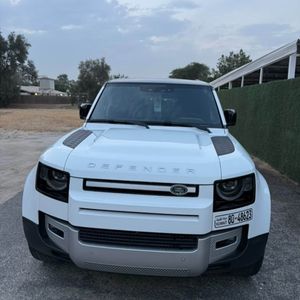 ديفندر hse مديل 2024