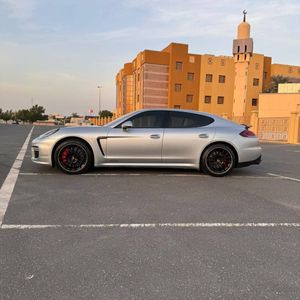 بورش باناميرا GTS 2016