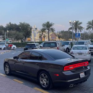 للبيع دوج تشارجر2014 