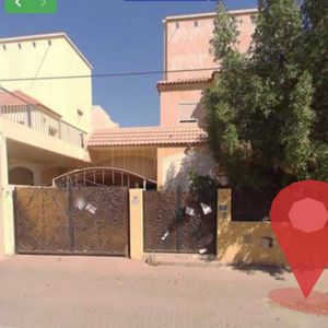 بيت للبيع في ابو الحصانية