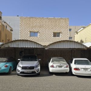 بيت للبيع في الدسمة