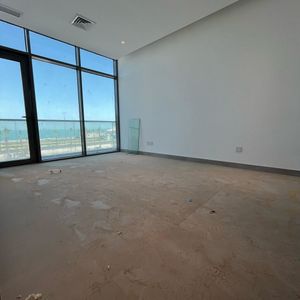 تجاري للايجار في الشعب البحري