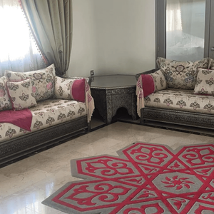 البيع عدد 2 صاله استقبال استعمال خفيف جدا