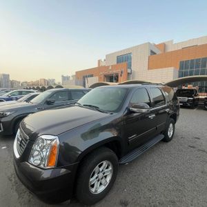 للبيع يوكن 2010 