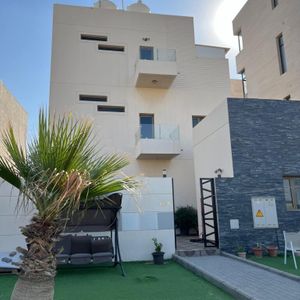 شاليه للبيع في صباح الاحمد البحرية - الخيران