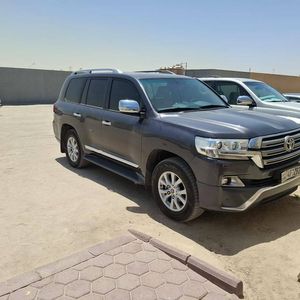 تويوتا لاندكروزر