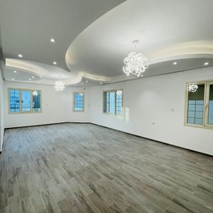 للايجار سرداب 