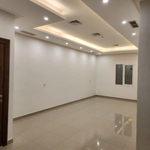 للبيع شقه حولي 