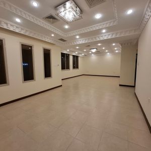 للايجار دور في الصديق 