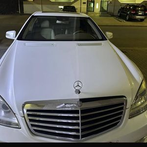 مورسيدس اس ٣٠٠