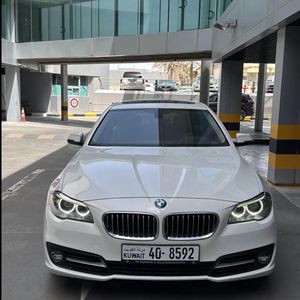 للبيع BMW 520 i