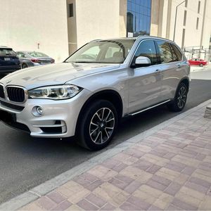 للبيع BMW X5 موديل 2014