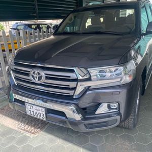 لاند كروزر ٢٠٢٠