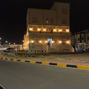 للبيع بيت غرب عبدالله مبارك 