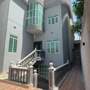 البيع بيت القرين