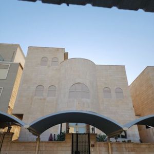 للبيع فيلا بالرحاب ق 2 