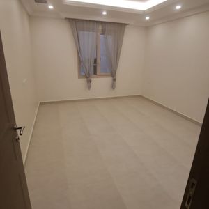 للايجار شقة