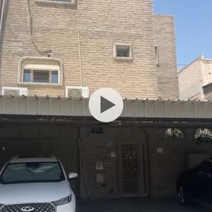 للبيع بيت في صباح السالم ق11