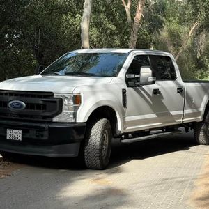 للبيع وانيت فورد F250