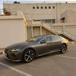 للبيع لكزس LS350