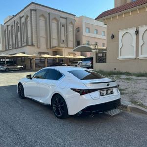 لكزس is350 fsport 2023