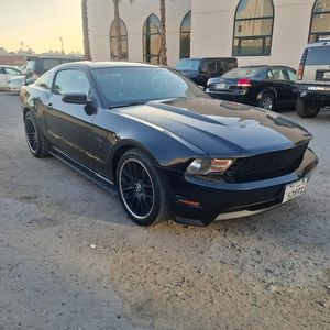 للبيع فورد موستنج موديل2012