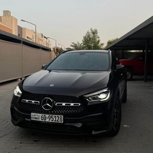 مرسيدس GLA 200