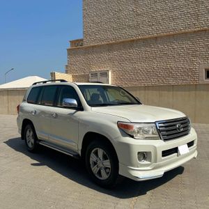 لاند كروزر جي اكس