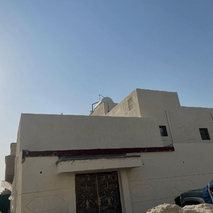 للايجار بيت في منطقة الفردوس 
