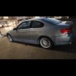 للبيع بي ام دبليو موديل ٢٠٠٨ 