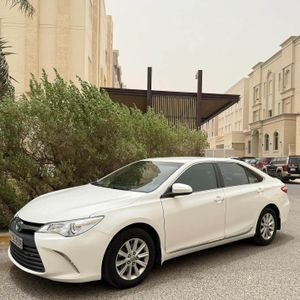 للبيع كامري GL موديل 2017