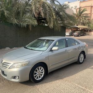 تويوتا كامري GLX م ٢٠١٠ 