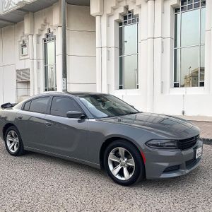 للبيع تشارجر SXT