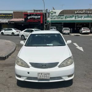 تويتا كامري 2006