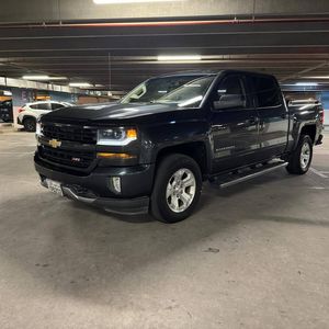 للبيع وانيت سلفرادو Z71