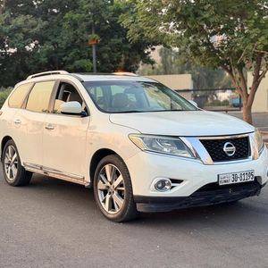 Nissan Pathfinder SV 2015
